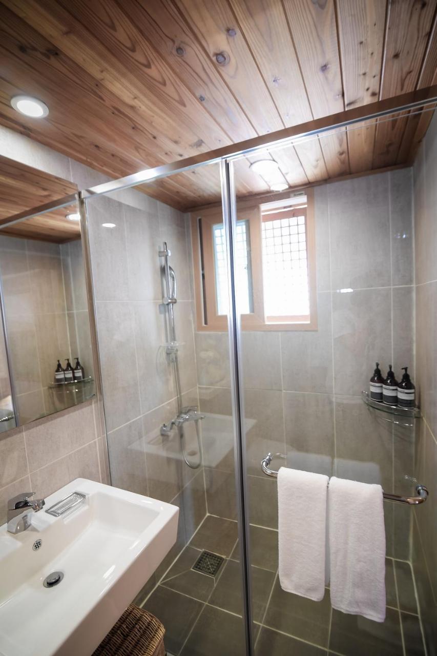 Cheong Yeon Jae Hanok Hotel Seoul Eksteriør billede