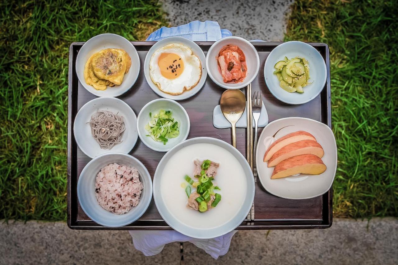 Cheong Yeon Jae Hanok Hotel Seoul Eksteriør billede
