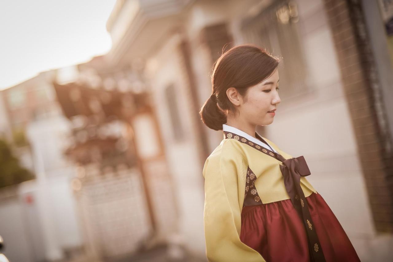 Cheong Yeon Jae Hanok Hotel Seoul Eksteriør billede